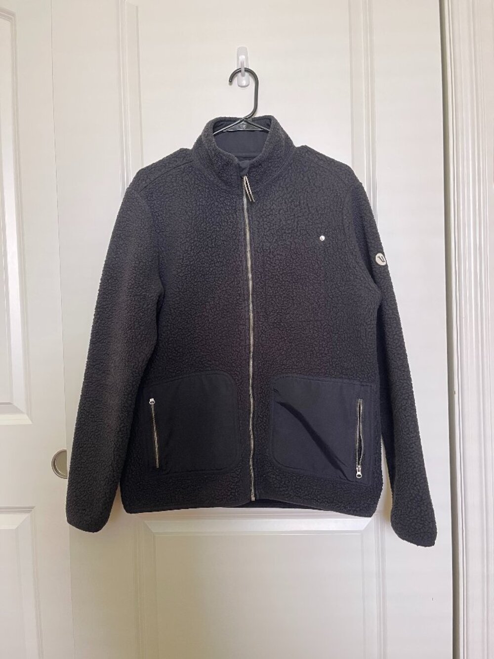 Vuori Men's Black Alpine Sherpa Jacket